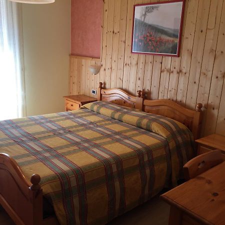 Al Garibaldino Hotell Posina Eksteriør bilde